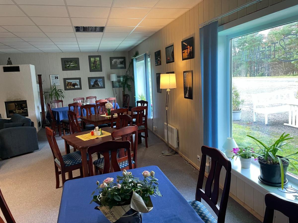 Emmaste Teemaja Hostel Екстериор снимка