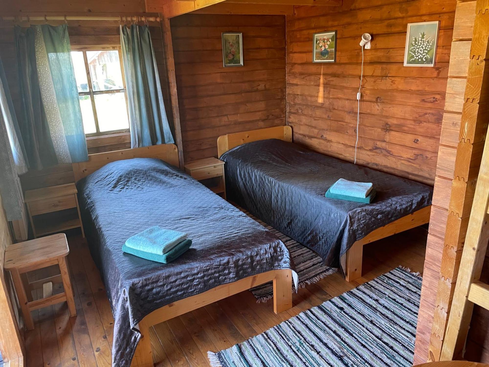 Emmaste Teemaja Hostel Екстериор снимка